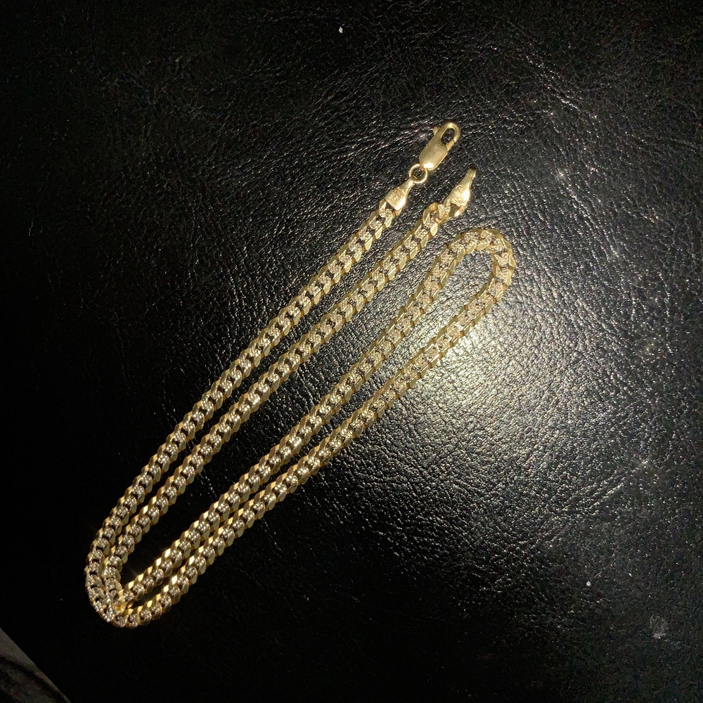 Cuban link - Picture 3 of 7